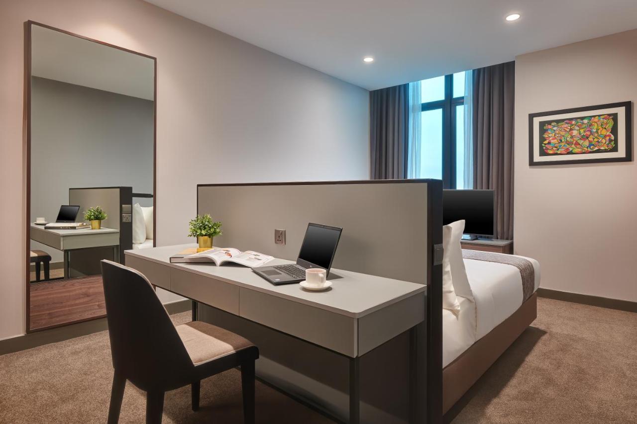 Mercure Living Путраджая Экстерьер фото Deluxe Room