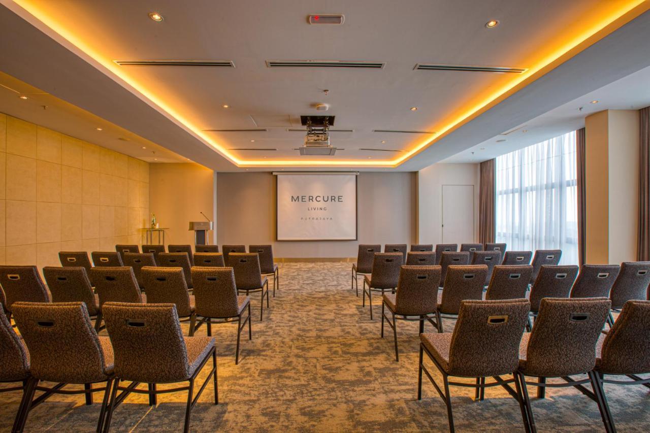 Mercure Living Путраджая Экстерьер фото Meeting room